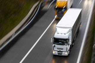 Stát přitvrdí v boji s kamiony. Ministr Kupka vysvětluje podrobnosti - Seznam Zprávy
